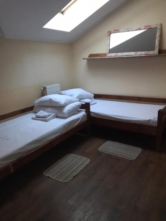 Кімнати В Центрі Hotell Uzjhorod Exteriör bild
