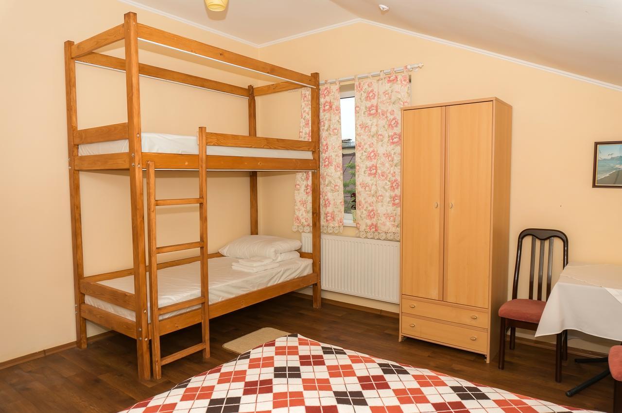 Кімнати В Центрі Hotell Uzjhorod Exteriör bild
